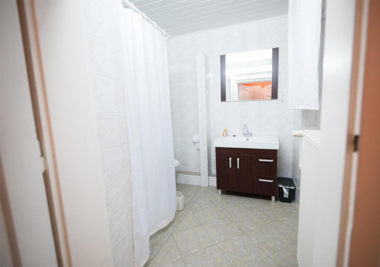 Klub Zlata Ribica Hotel Jesenice Ngoại thất bức ảnh